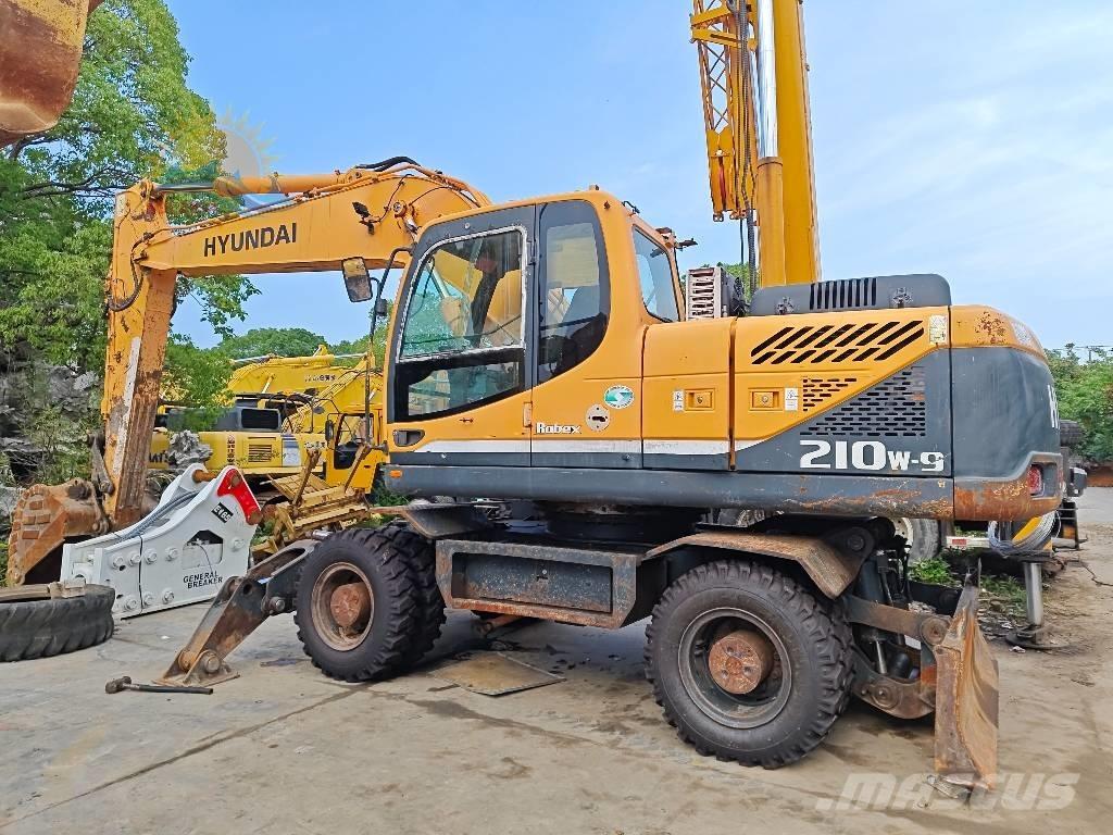 Hyundai Robex 210W-9 ホイール式油圧ショベル（パワーショベル・ユンボ・バックホー）