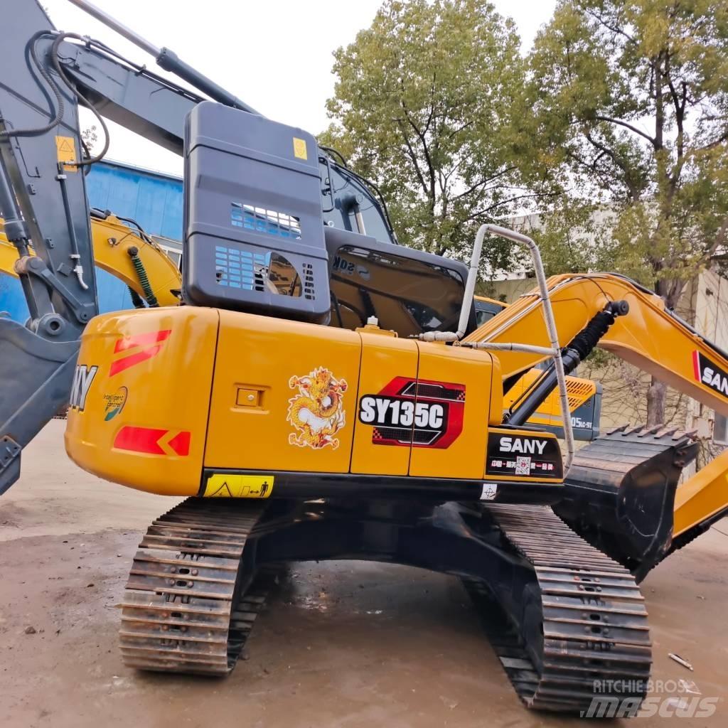 Sany SY 135 C 大型油圧ショベル12t以上（パワーショベル・ユンボ）
