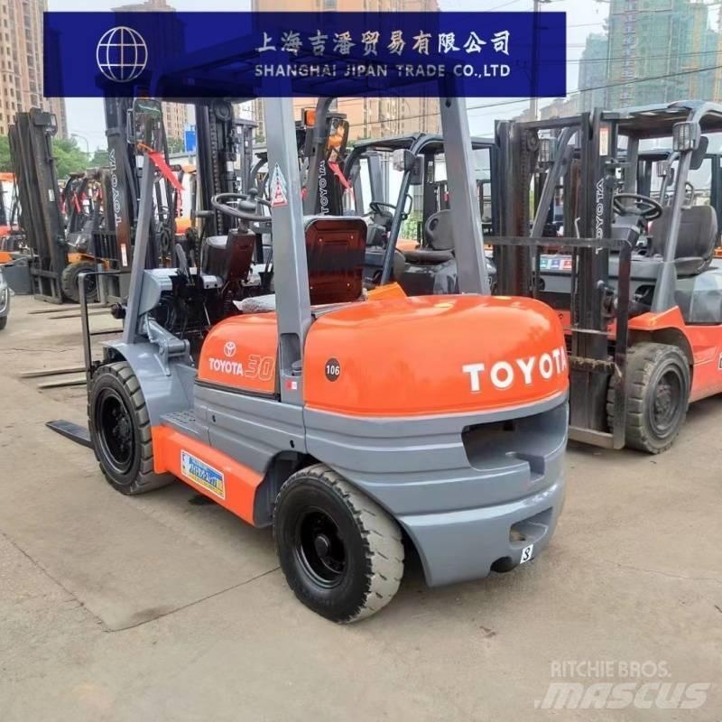 Toyota 6 F ディーゼル・軽油