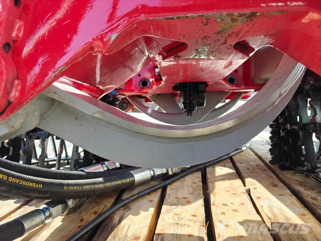 Log Max 5000 D ハーベスタヘッド