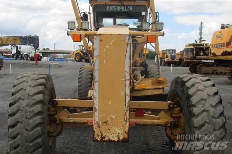 CAT 140H モーターグレーダー