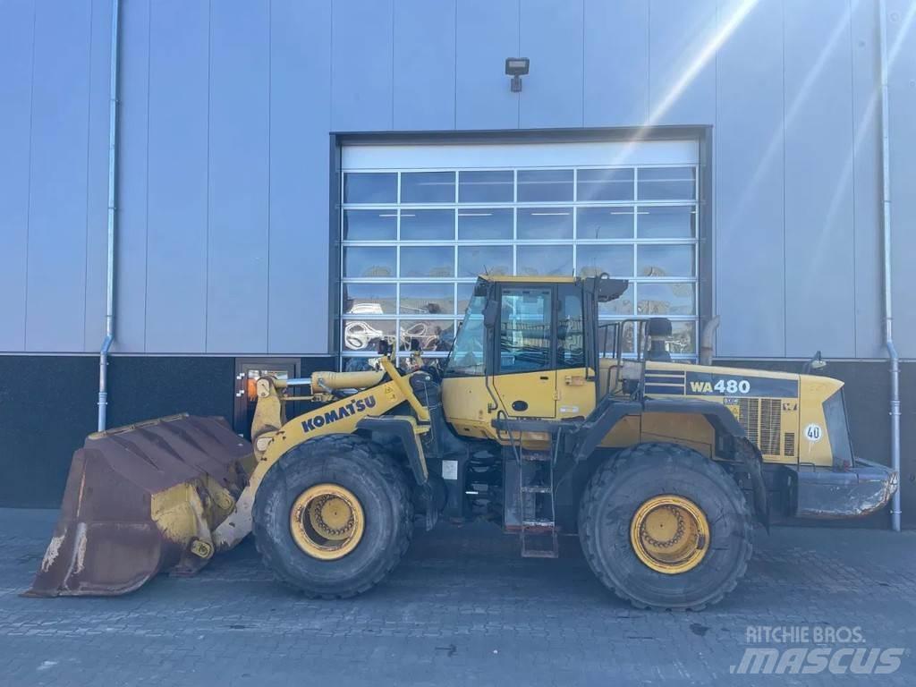 Komatsu WA480-6 ホイールローダー・タイヤショベル