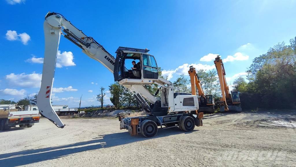 Liebherr LH 30 M 廃棄物／工業産廃処理機