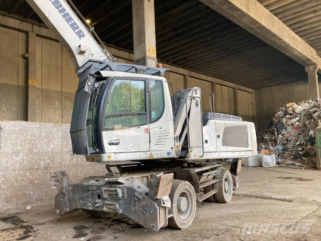 Liebherr LH 30 M 廃棄物／工業産廃処理機