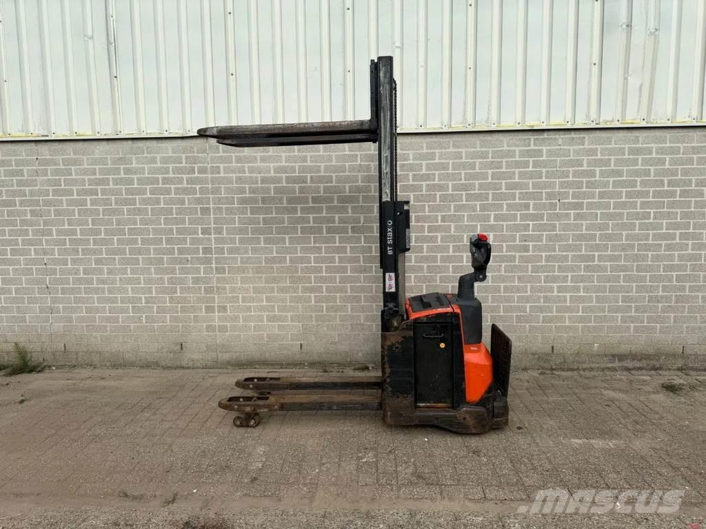 BT SWE200D ウォーキンフォークリフト