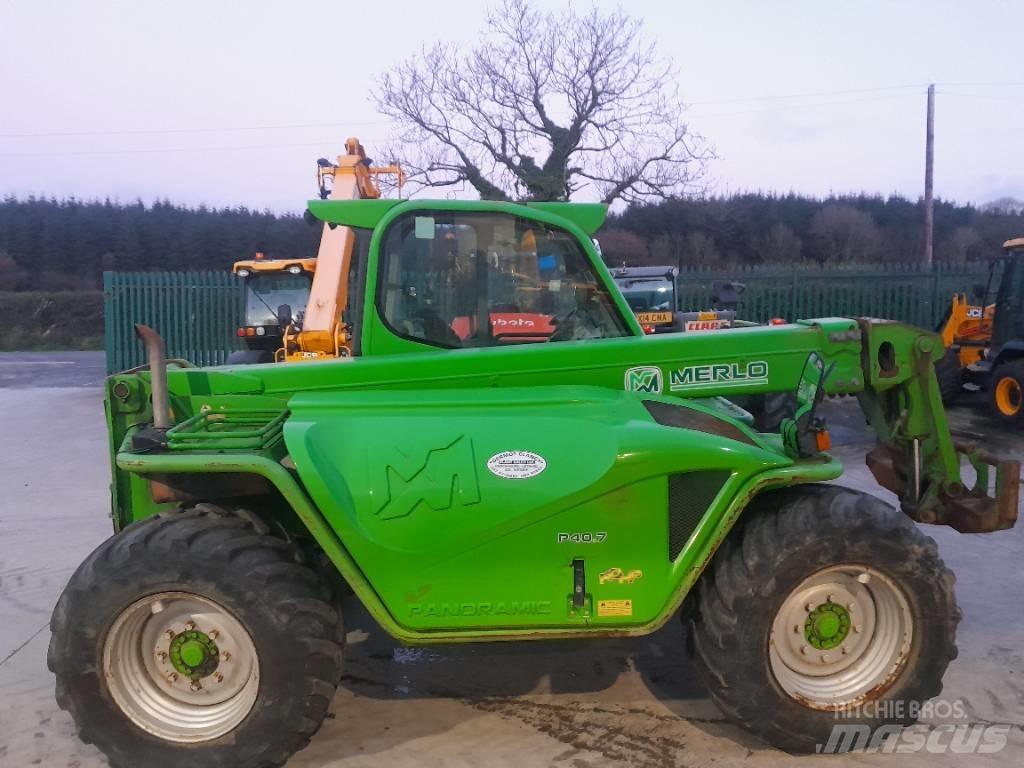Merlo P 40.7 テレスコーピックハンドラー