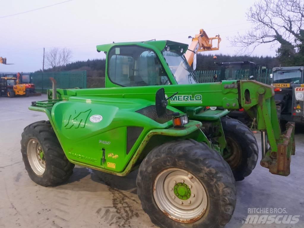 Merlo P 40.7 テレスコーピックハンドラー