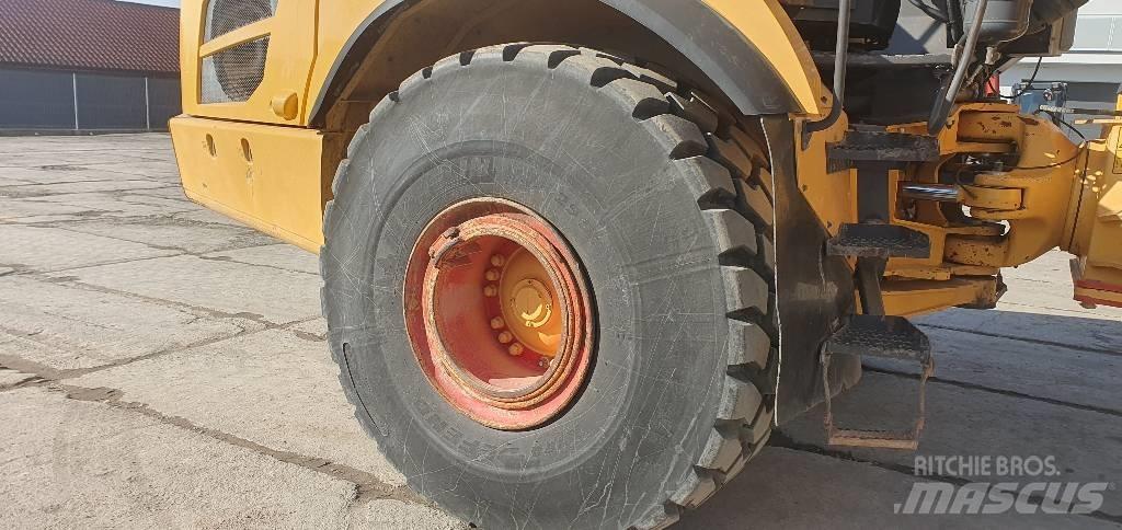 Volvo A 40 F アーティキュレート式ダンプトラック