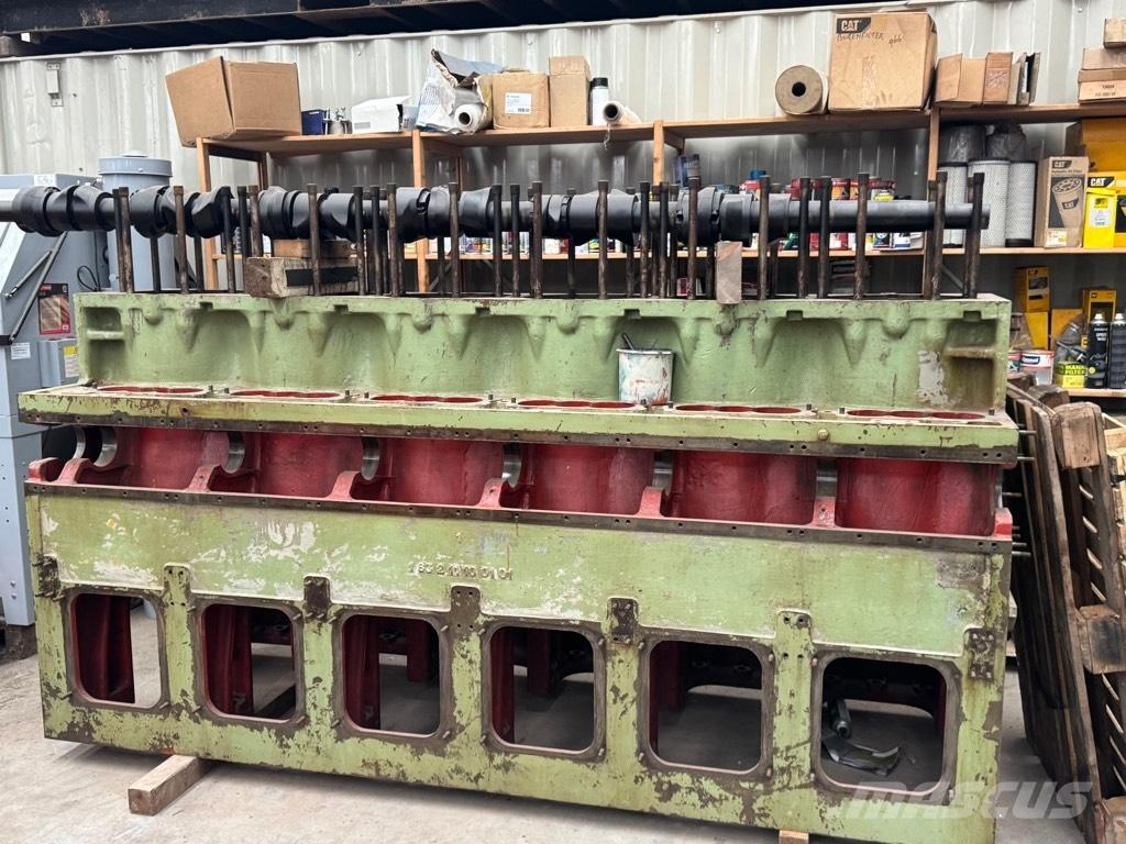 CAT mak エンジン