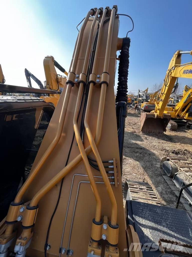 CAT 330 D2 大型油圧ショベル12t以上（パワーショベル・ユンボ）