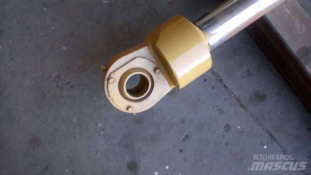 Volvo A 35 油圧機