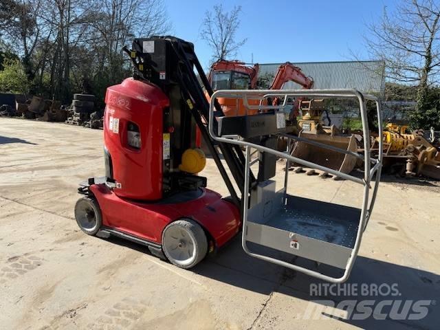 Manitou 100 VJR 垂直昇降型リフト