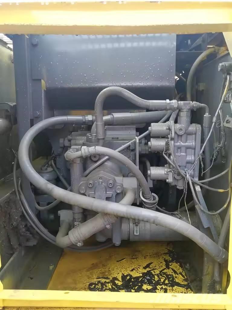 Komatsu PC 120 大型油圧ショベル12t以上（パワーショベル・ユンボ）