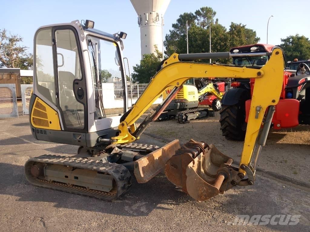 Neuson ET24 大型油圧ショベル12t以上（パワーショベル・ユンボ）