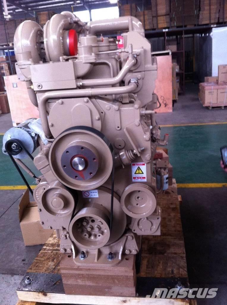 Cummins KTTA19-C700 エンジン