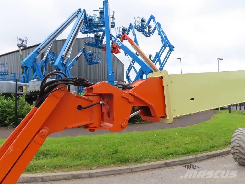 JLG E 600 JP ブームリフト　直伸型