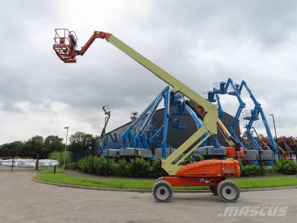 JLG E 600 JP ブームリフト　直伸型