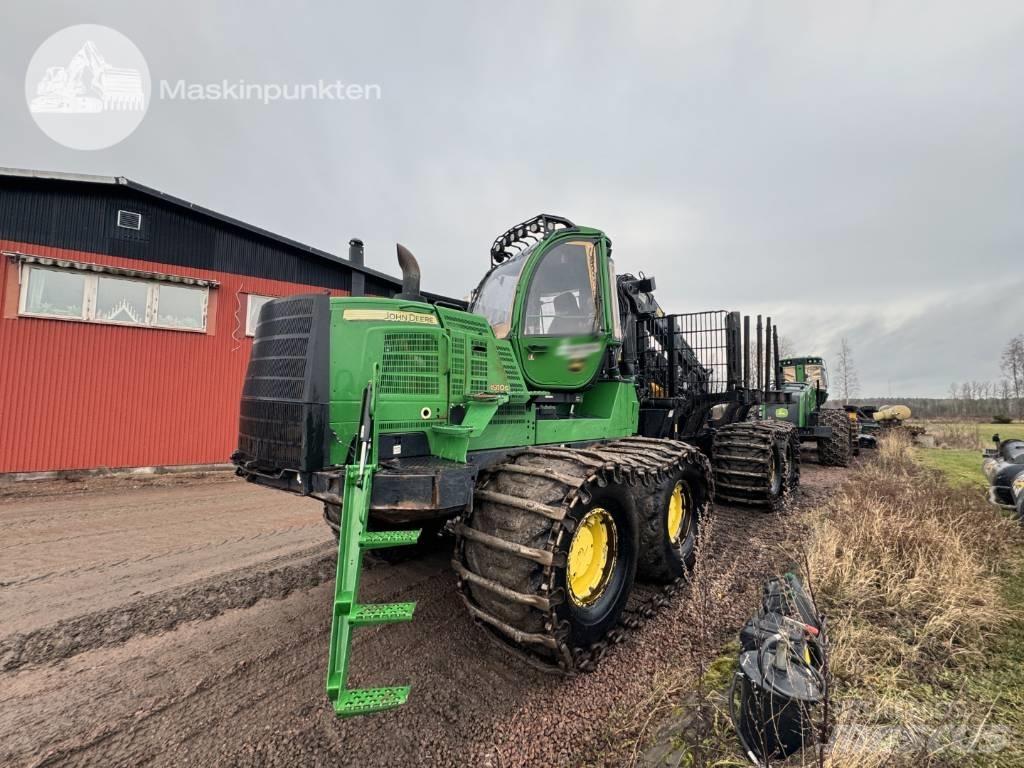 John Deere 1910 G フォワーダー