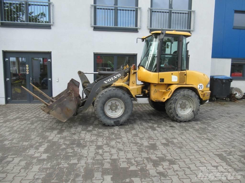 Volvo BM L30B Pro ホイールローダー・タイヤショベル