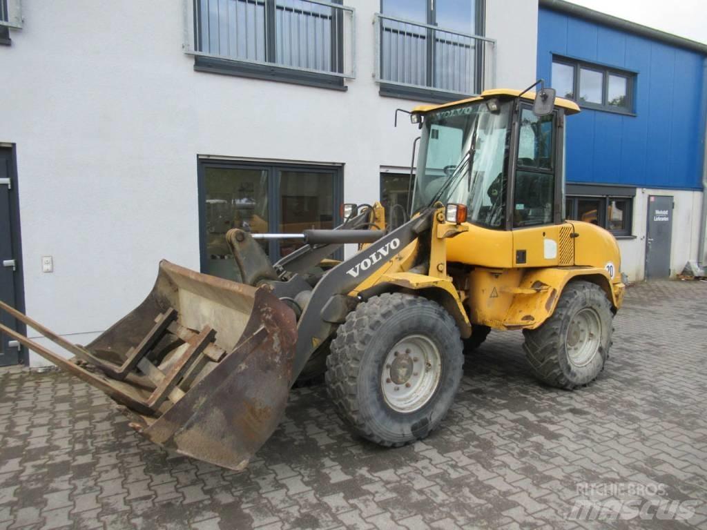 Volvo BM L30B Pro ホイールローダー・タイヤショベル