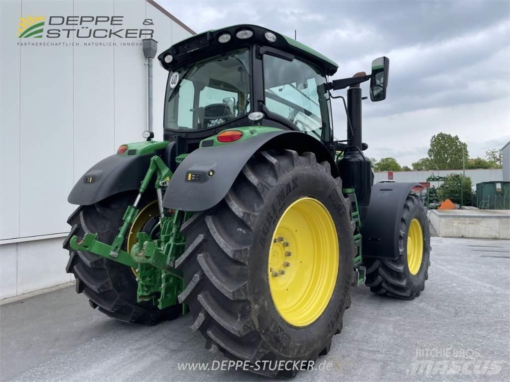 John Deere 6230R トラクター