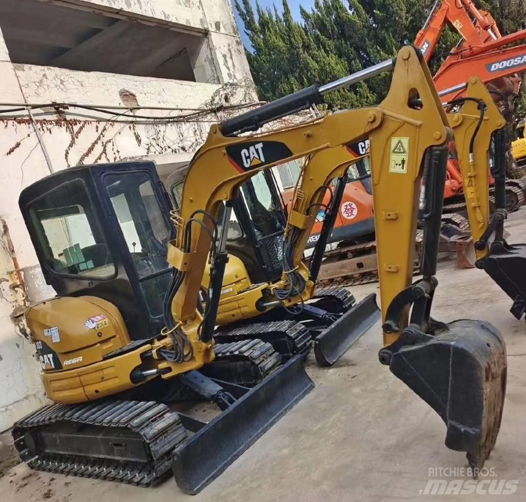 CAT 303 CR ミニ油圧ショベル 7t以下（ミニユンボ・ミニディガー）