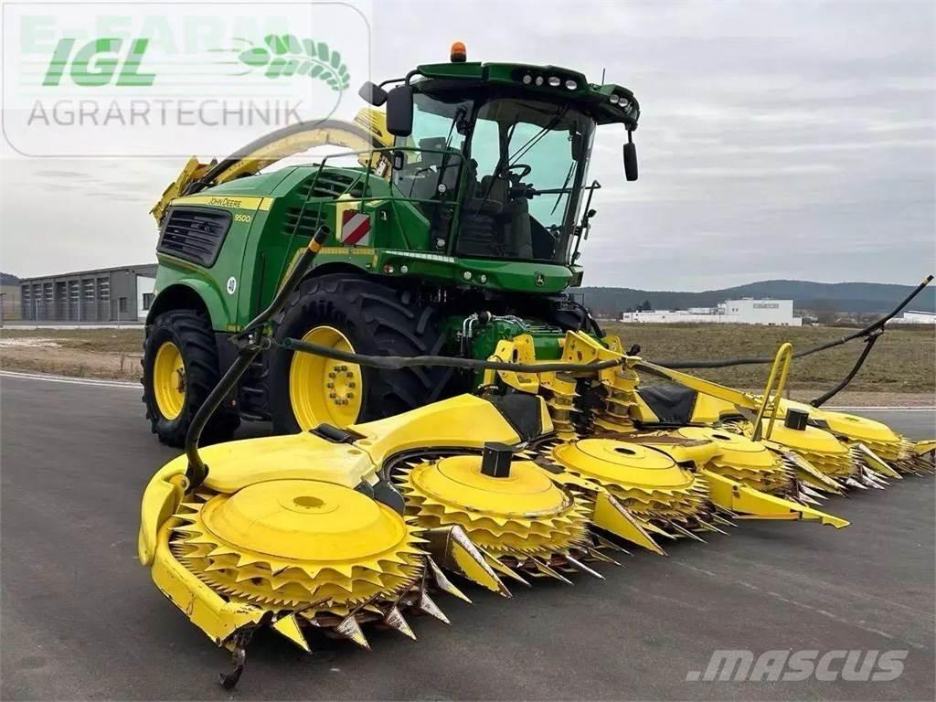John Deere 9500i 自走式フォレージハーベスター