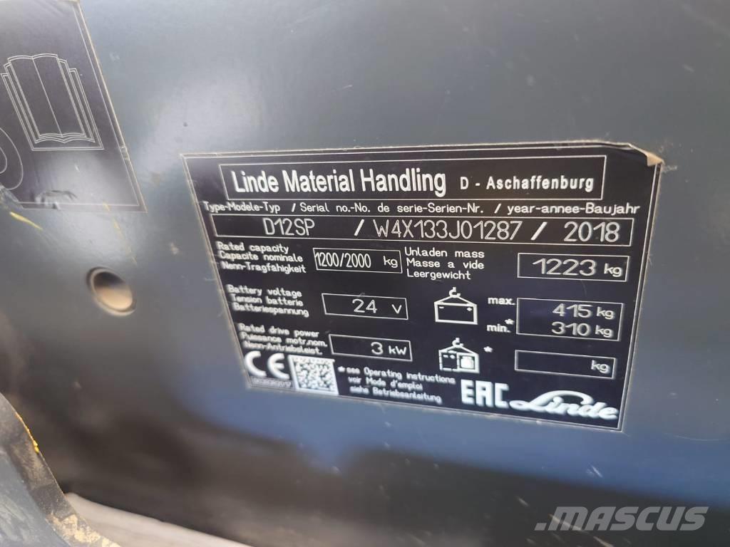 Linde D 12 自走式スタッカー