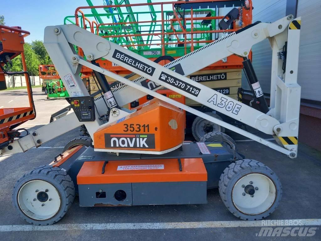 Snorkel A 38 E ブームリフト　屈伸型