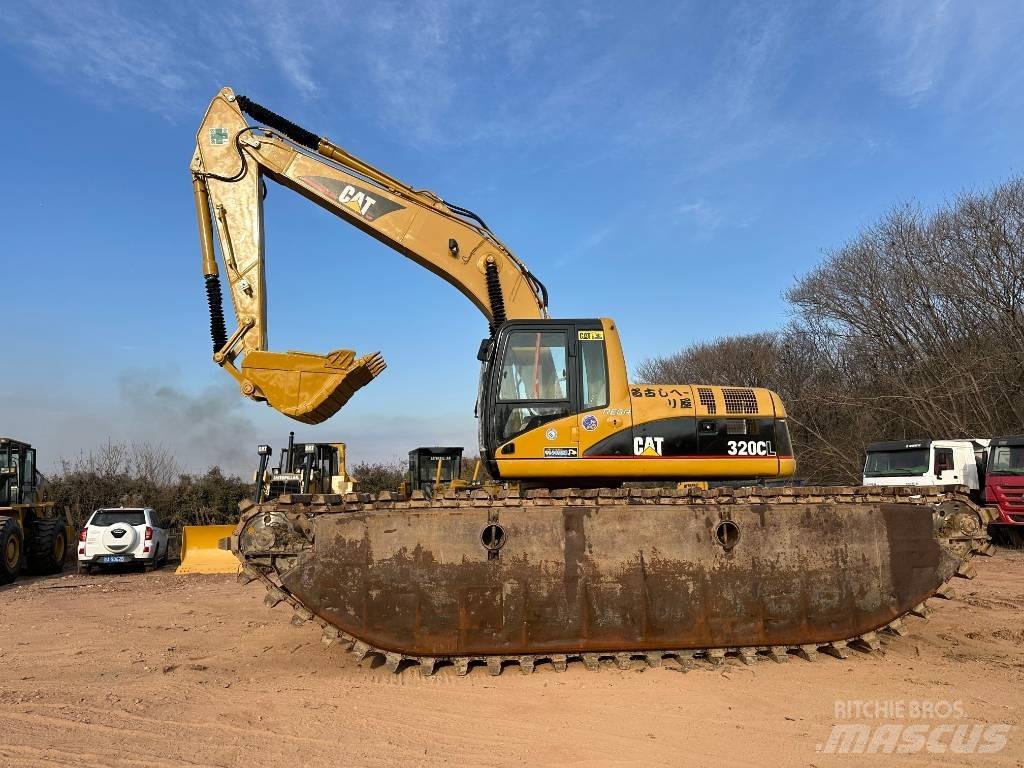 CAT 320 C L 水陸両用油圧ショベル、ユンボ