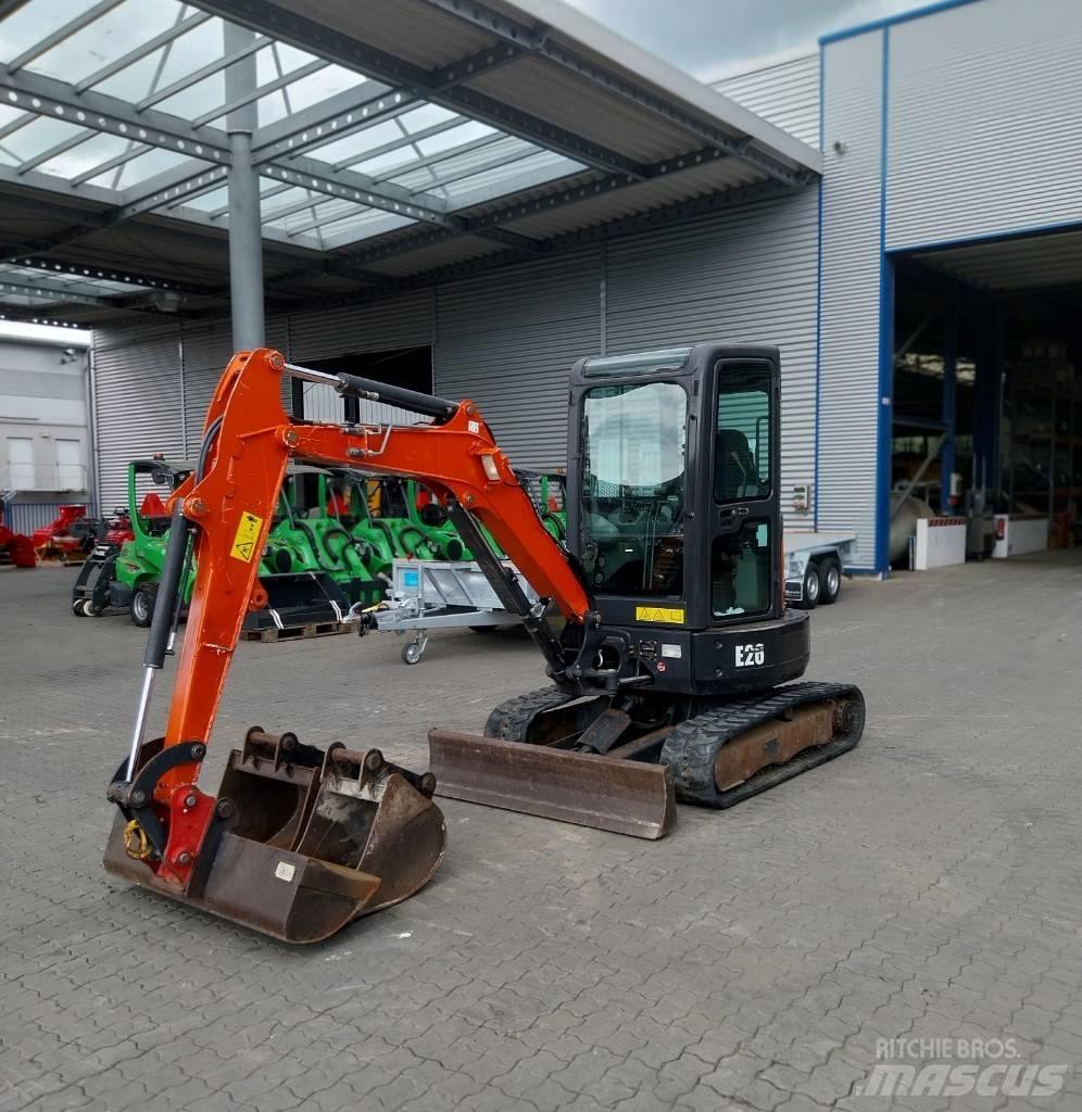 Bobcat E 26 ミニ油圧ショベル 7t以下（ミニユンボ・ミニディガー）