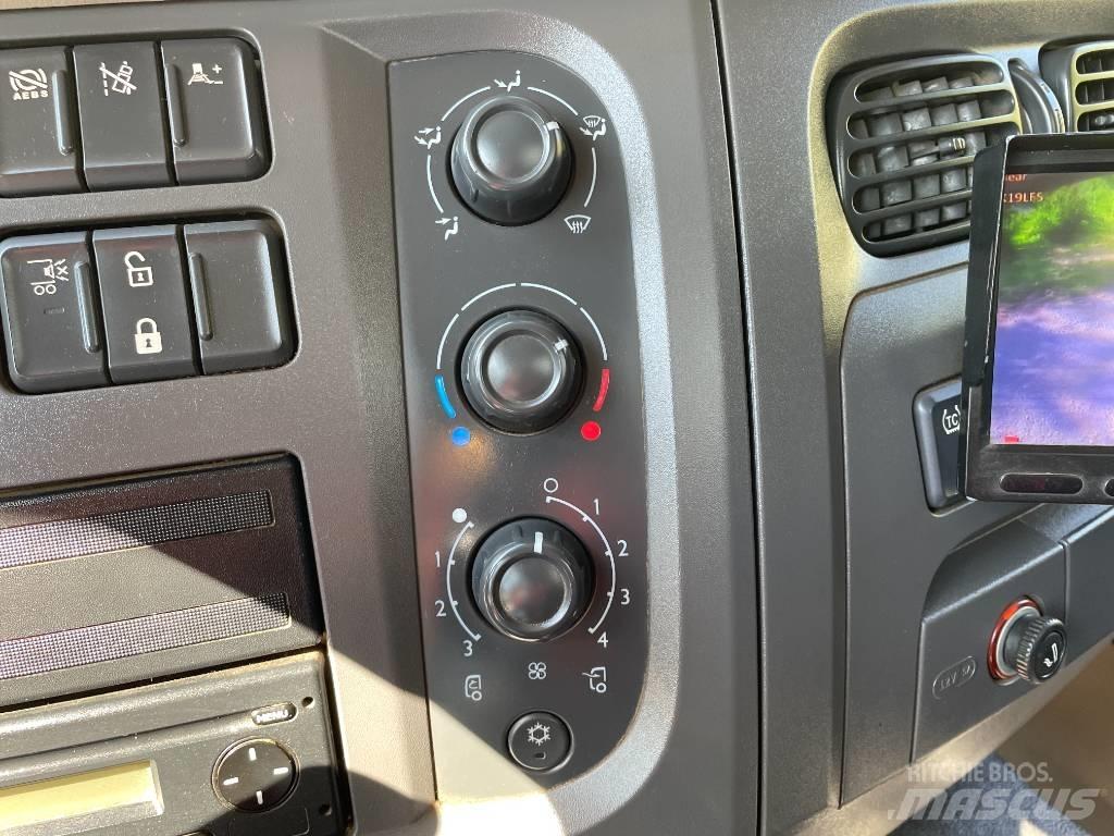 DAF LF 230 路面清掃機