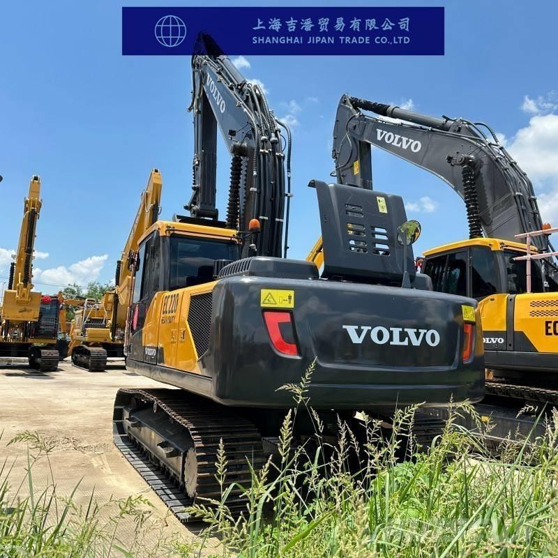 Volvo EC 220 大型油圧ショベル12t以上（パワーショベル・ユンボ）
