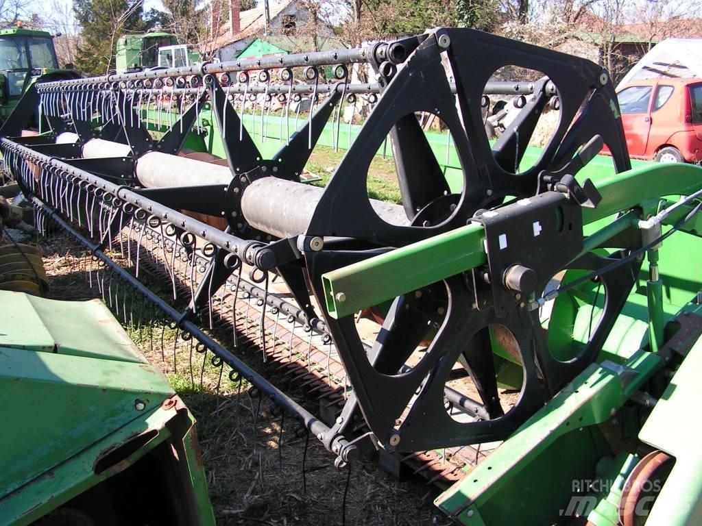 John Deere 618 R コンバイン・ハーベスター・ヘッド
