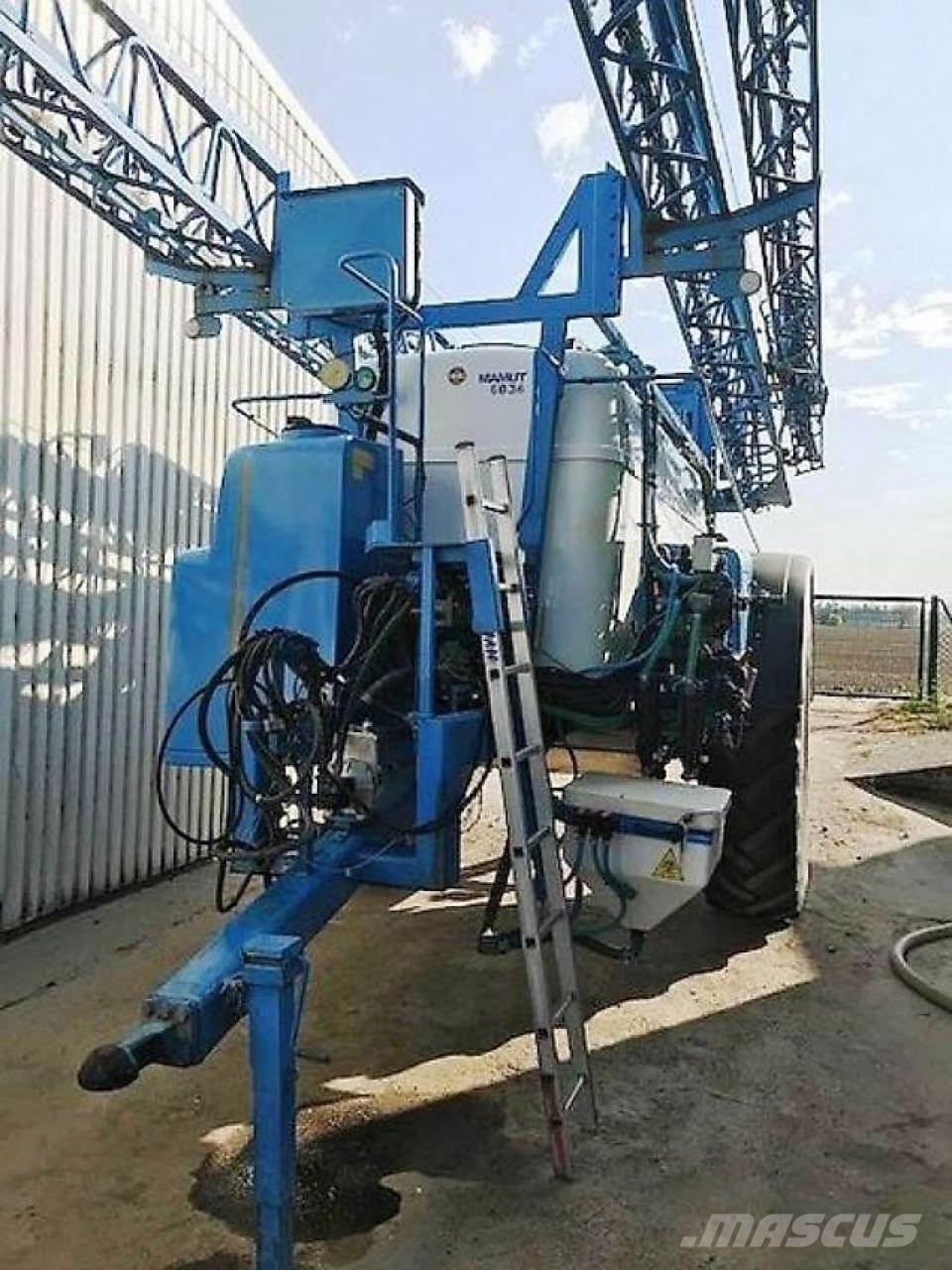 Agrio MAMUT 6036 牽引型スプレイヤー