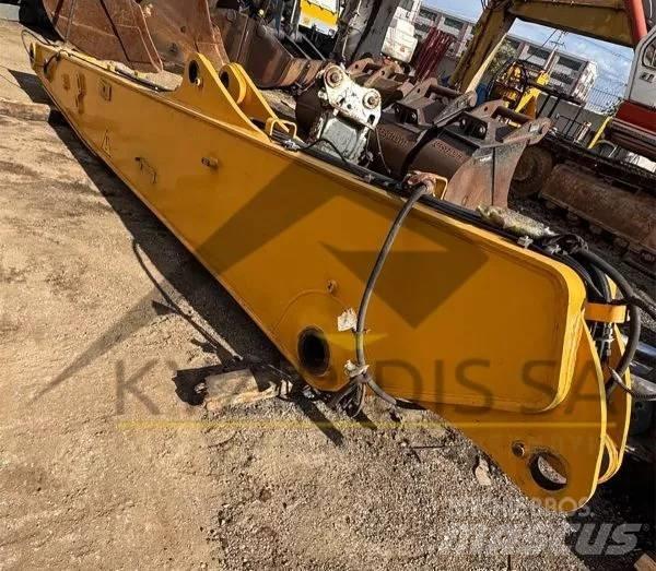 Liebherr R936 3.90m ブーム、アーム
