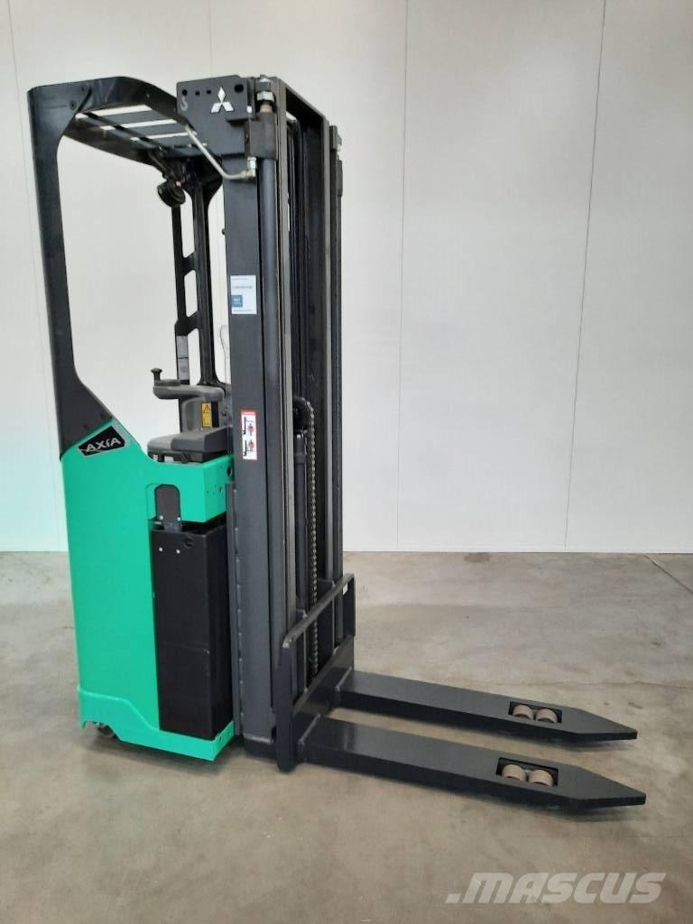 Mitsubishi SBR16N2 自走式スタッカー