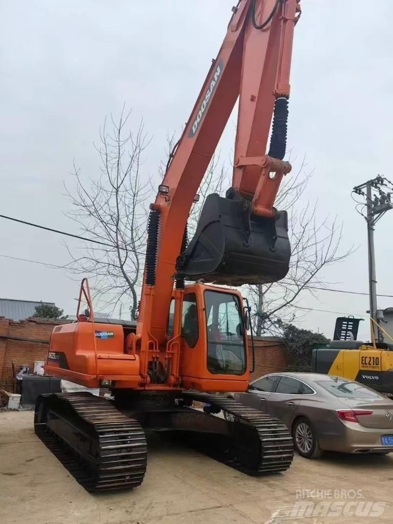 Doosan 225-7 大型油圧ショベル12t以上（パワーショベル・ユンボ）