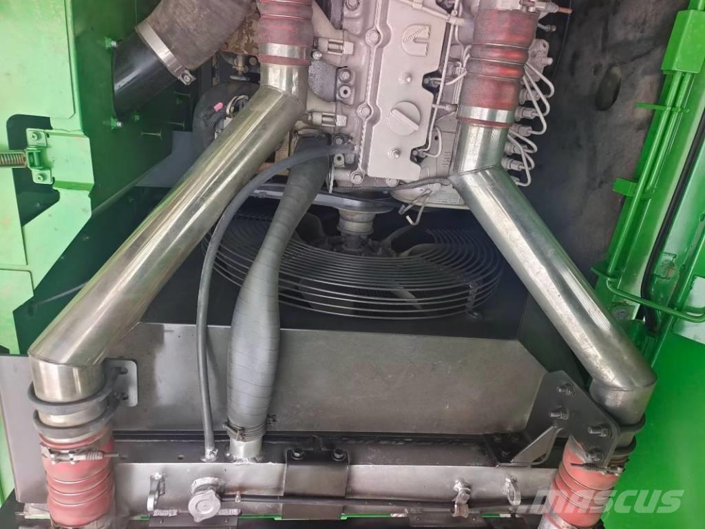 Hyundai 305 LC-9T 大型油圧ショベル12t以上（パワーショベル・ユンボ）