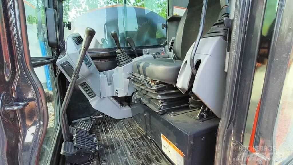 Kubota KX 163-5 ミニ油圧ショベル 7t以下（ミニユンボ・ミニディガー）