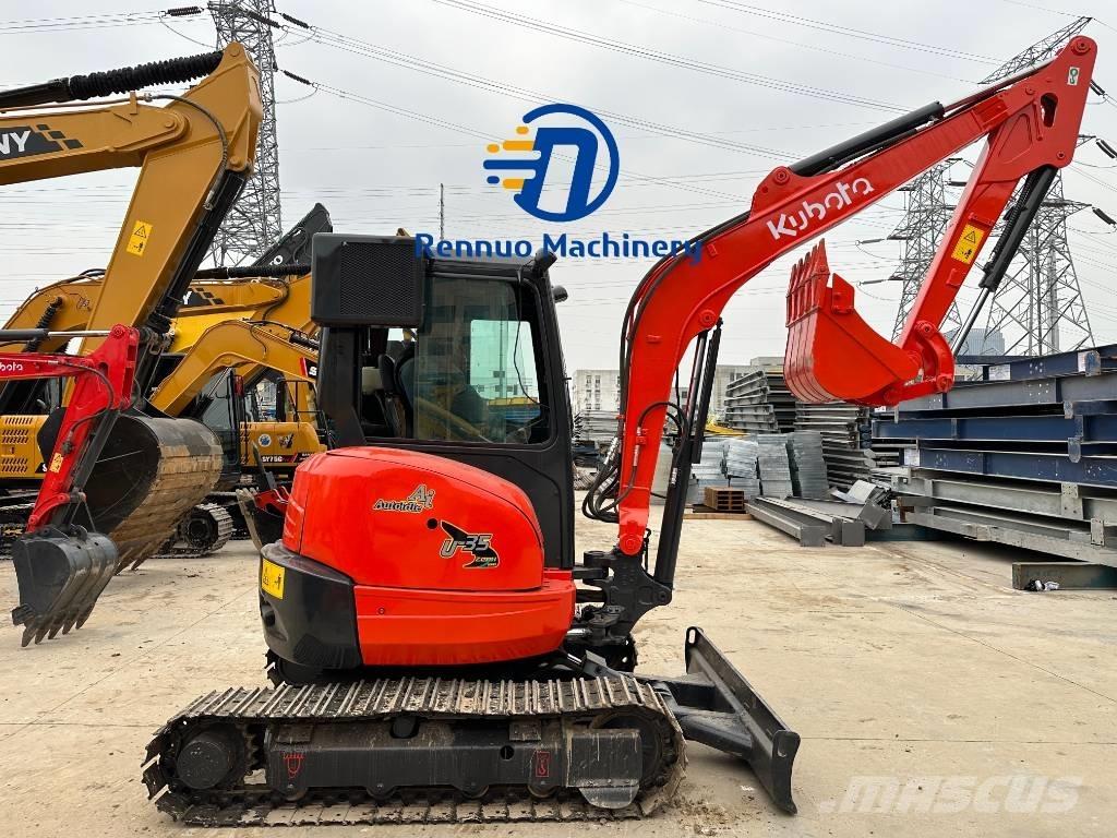 Kubota U 35 ミニ油圧ショベル 7t以下（ミニユンボ・ミニディガー）