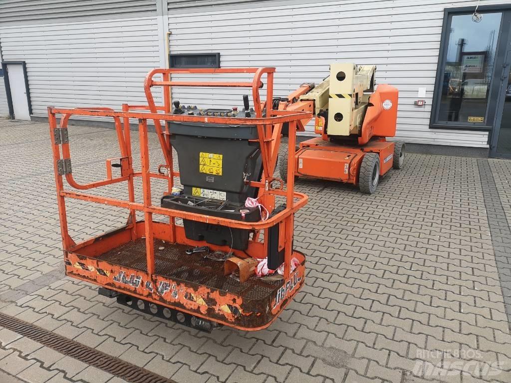 JLG E 400 AJPN ブームリフト　屈伸型