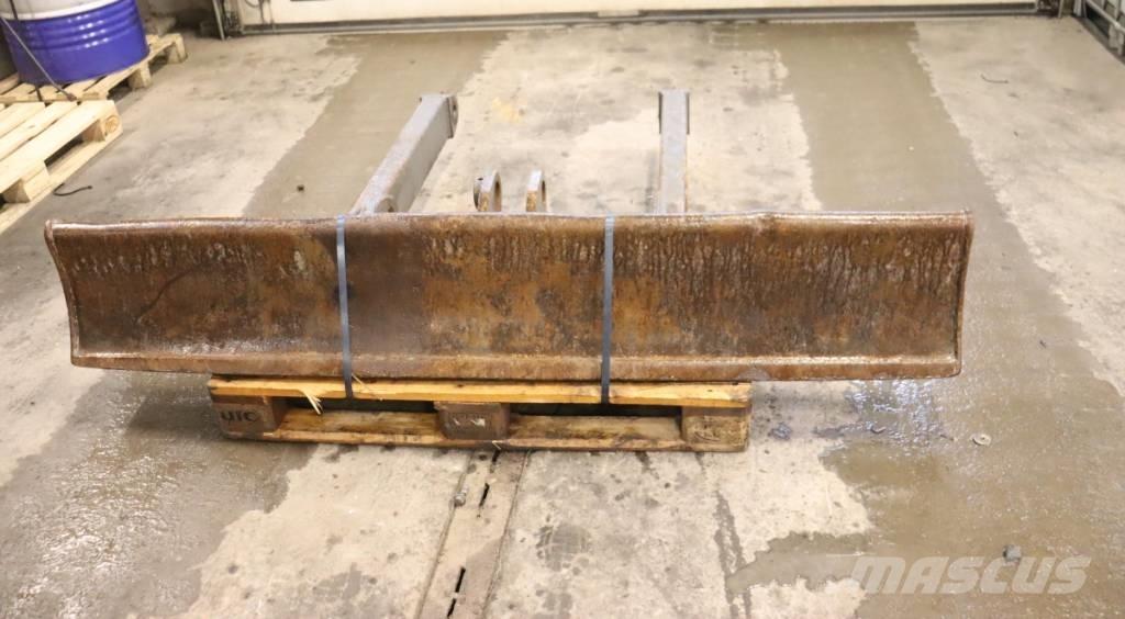 Volvo ECR 58 ブレード