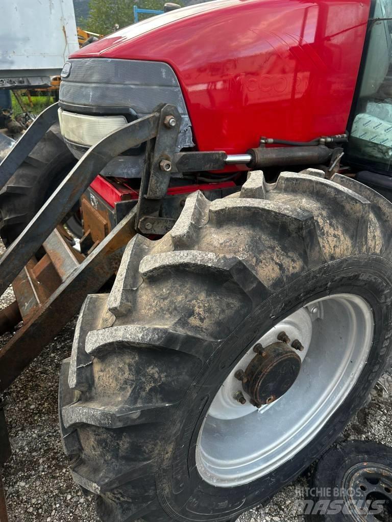 McCormick MC 100 Y トラクター