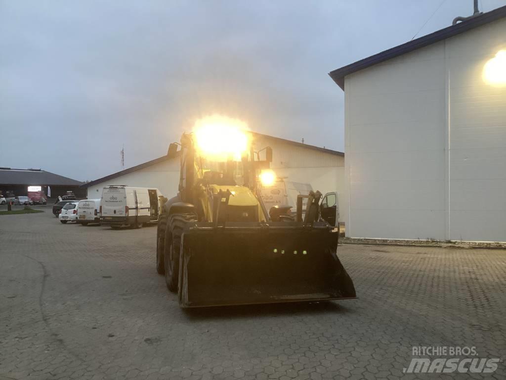 New Holland B 115 C バックホーローダー