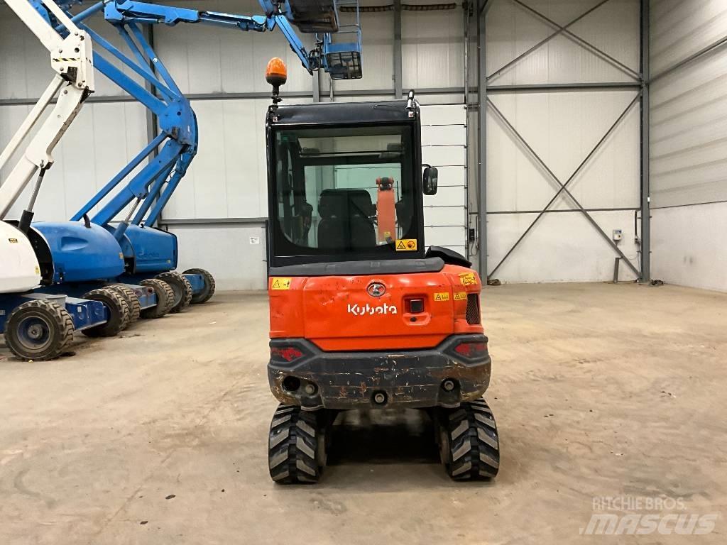 Kubota KX 027-4 ミニ油圧ショベル 7t以下（ミニユンボ・ミニディガー）