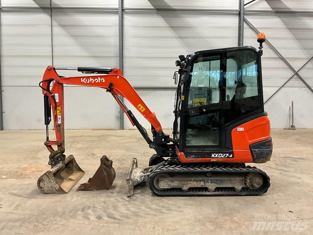 Kubota KX 027-4 ミニ油圧ショベル 7t以下（ミニユンボ・ミニディガー）