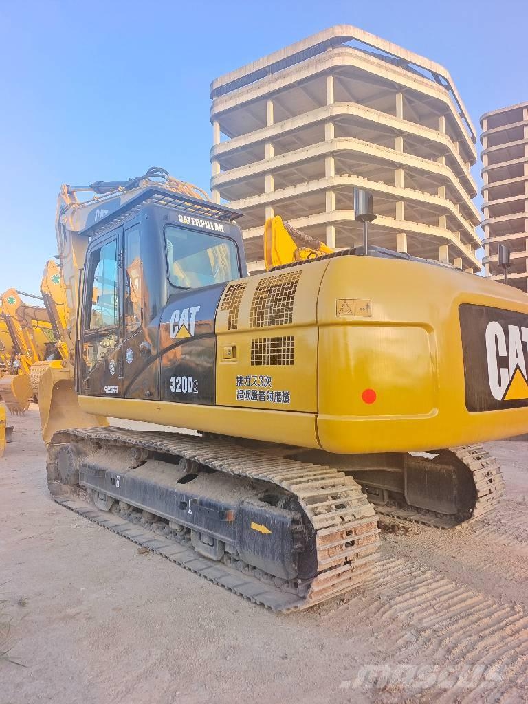 CAT 320D 大型油圧ショベル12t以上（パワーショベル・ユンボ）