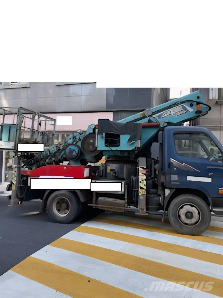 Novas 350Q-S トラック高所作業車