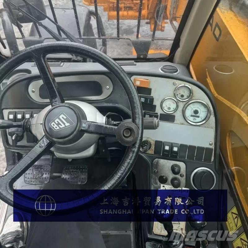 JCB 535-95 テレスコーピックハンドラー
